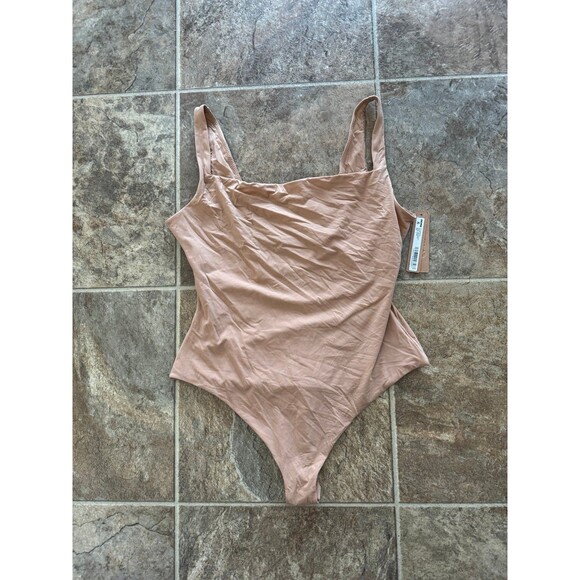 Skims Fits Everybody Square Neck Bodysuit Ochre Large - Picture 5 of 10